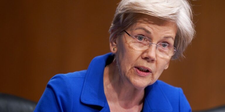 Elizabeth Warren JPMorgan GettyImages 2058796345