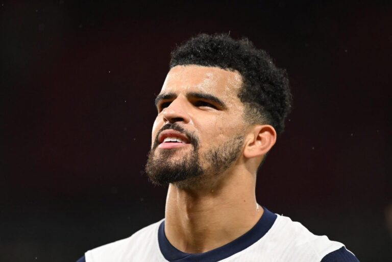 dominic solanke spurs scaled e1727947978286