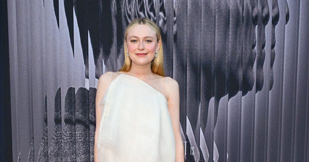 dakota fanning at the