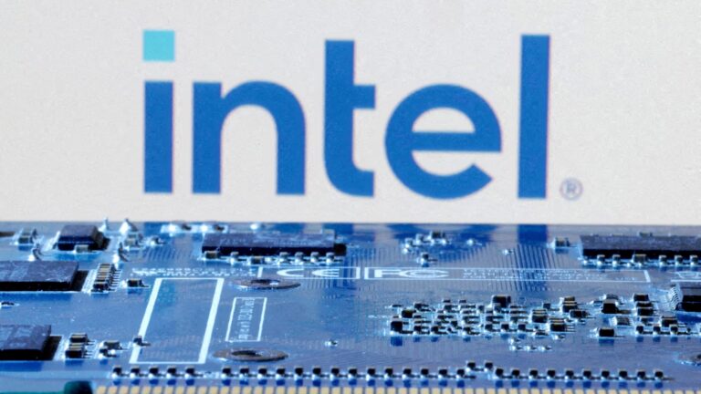 108048381 17290827982024 10 16t095442z 2082007107 rc2yd5ag95g2 rtrmadp 0 usa china intel cyber